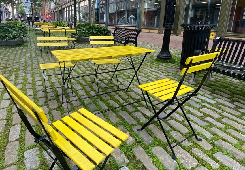 Granville Mall Seasonal Seating