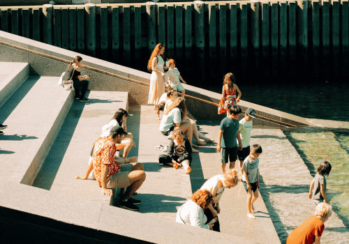 Queens Marque August